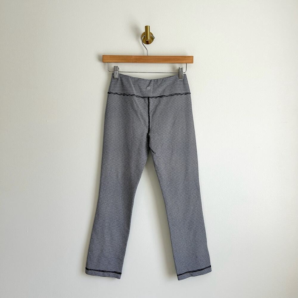 Lululemon Coast to Class Gingham Pant in Inkwell $92 - Picture 4 of 8